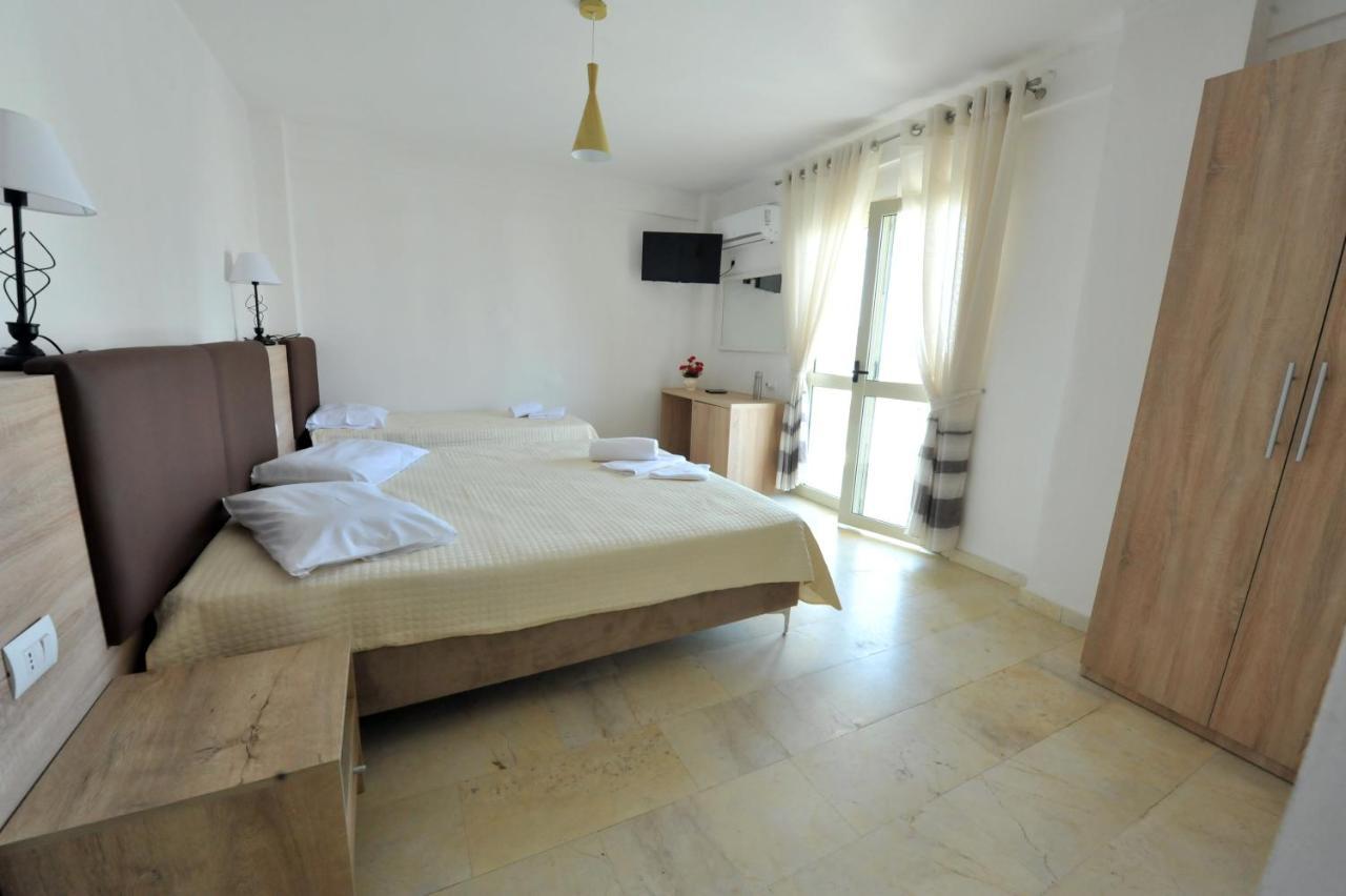 Vila Drini 3* Golem (Tirana)