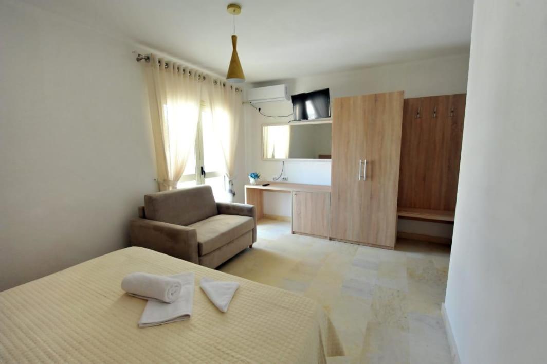 Hotel Vila Drini Golem (Tirana)